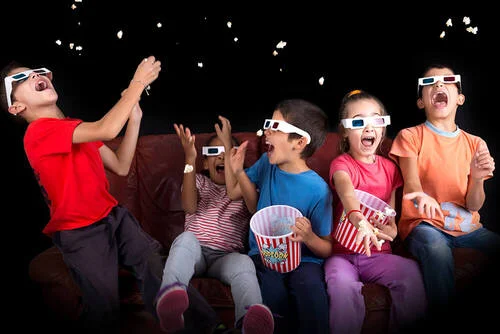 İngilizce Öğrenmede Film İzlemenin Faydaları ve Yöntemleri İngilizce Öğrenmede Film İzlemenin Faydaları ve Yöntemleri
