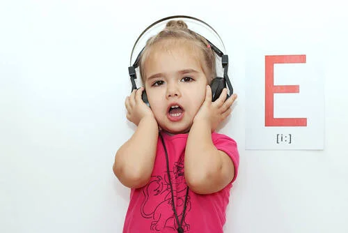 Müzik ve Dil Öğrenimi Arasındaki Derin Bağlantılar Müzik ve Dil Öğrenimi Arasındaki Derin Bağlantılar