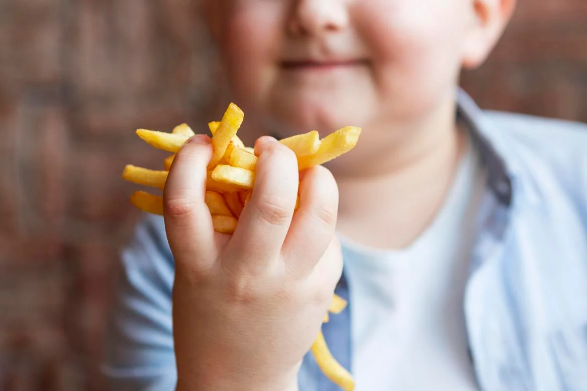 Fast Food: Çocuk Sağlığı ve Öğrenimine Etkileri Fast Food: Çocuk Sağlığı ve Öğrenimine Etkileri